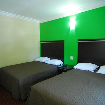 Studio City Inn - Near Universal Studios Hollywood Лос Анджелис Екстериор снимка
