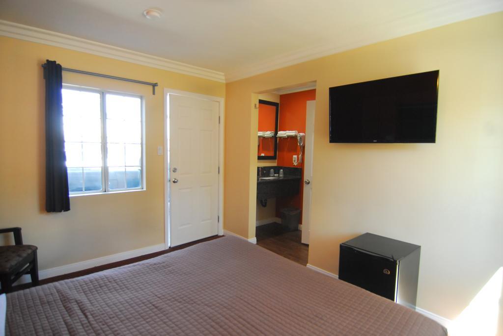 Studio City Inn - Near Universal Studios Hollywood Лос Анджелис Екстериор снимка